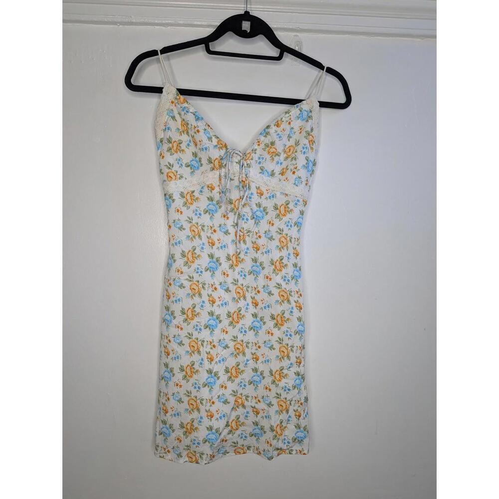 Sky To Moon Dress Womens Small White Floral Lace Trim Smocked Slip Sundress